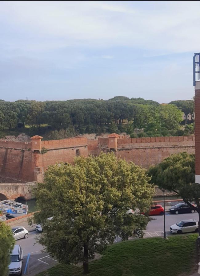 Appartamento La Fortezza 리보르노 외부 사진